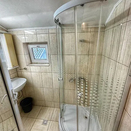 Guest house Crinis 3*